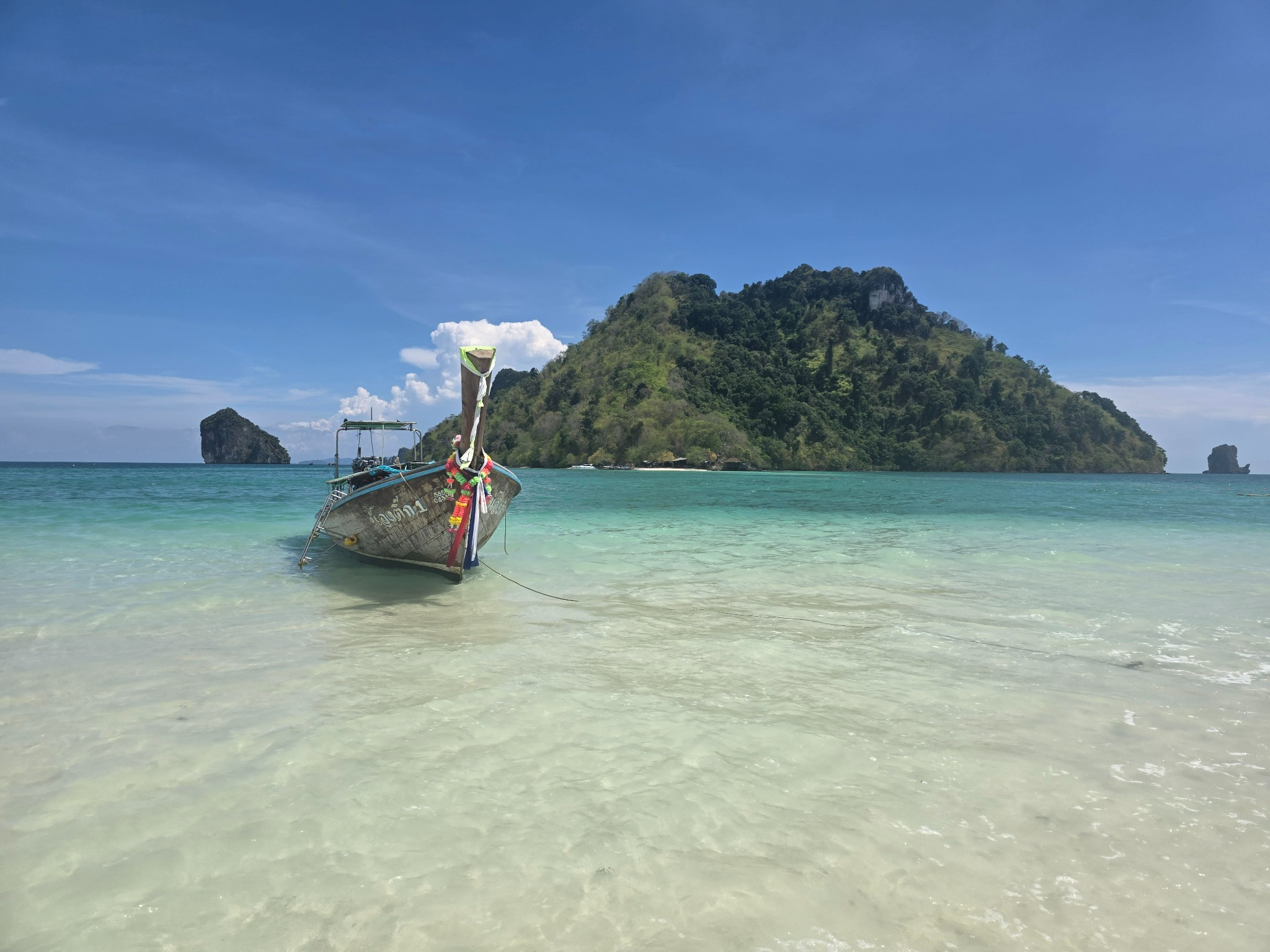 Phuket sea cave kayaking experience