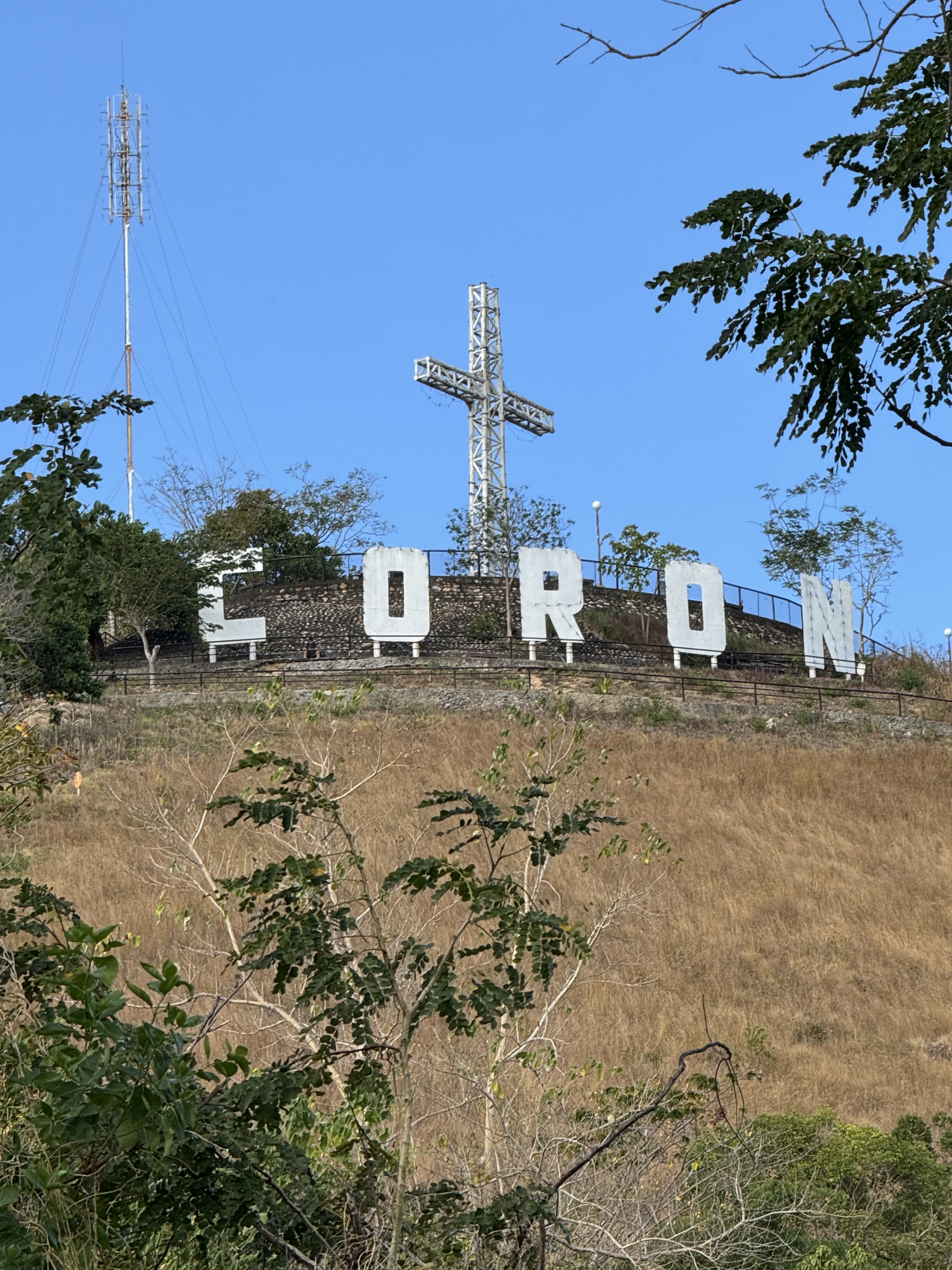 A hillside viewpoint during the island-hopping journey.