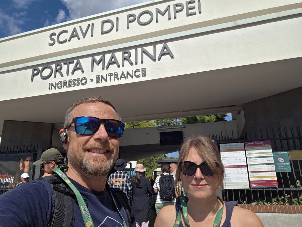 Arriving at the Porta Marina entrance to Pompeii.