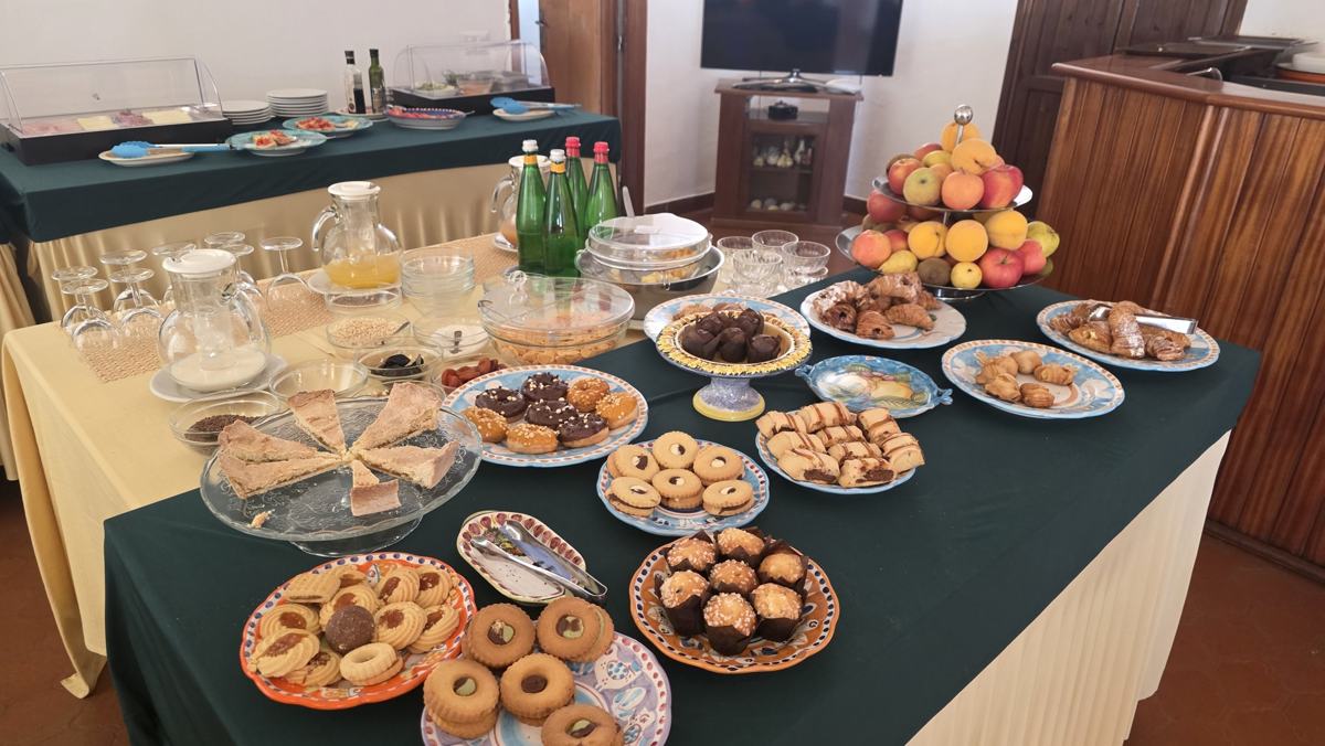 Breakfast before leaving the Amalfi Coast.