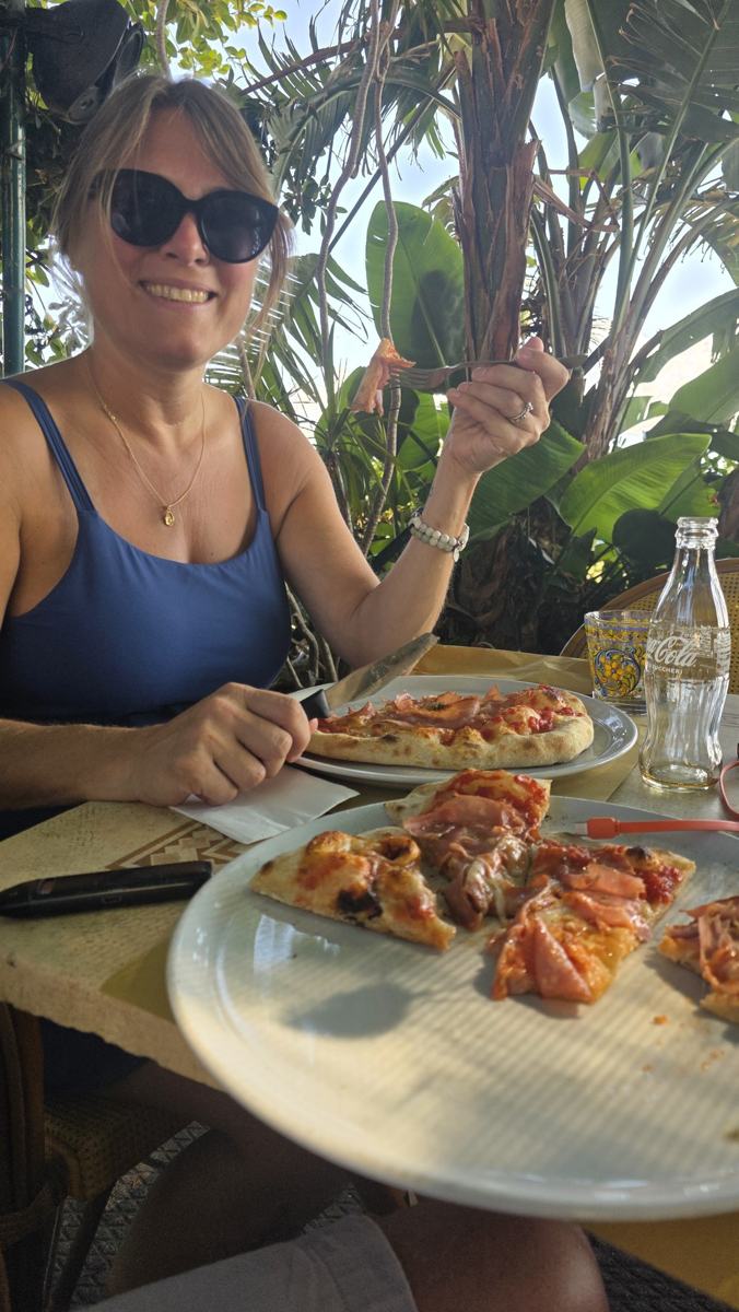 Pizza during our Milazzo day.